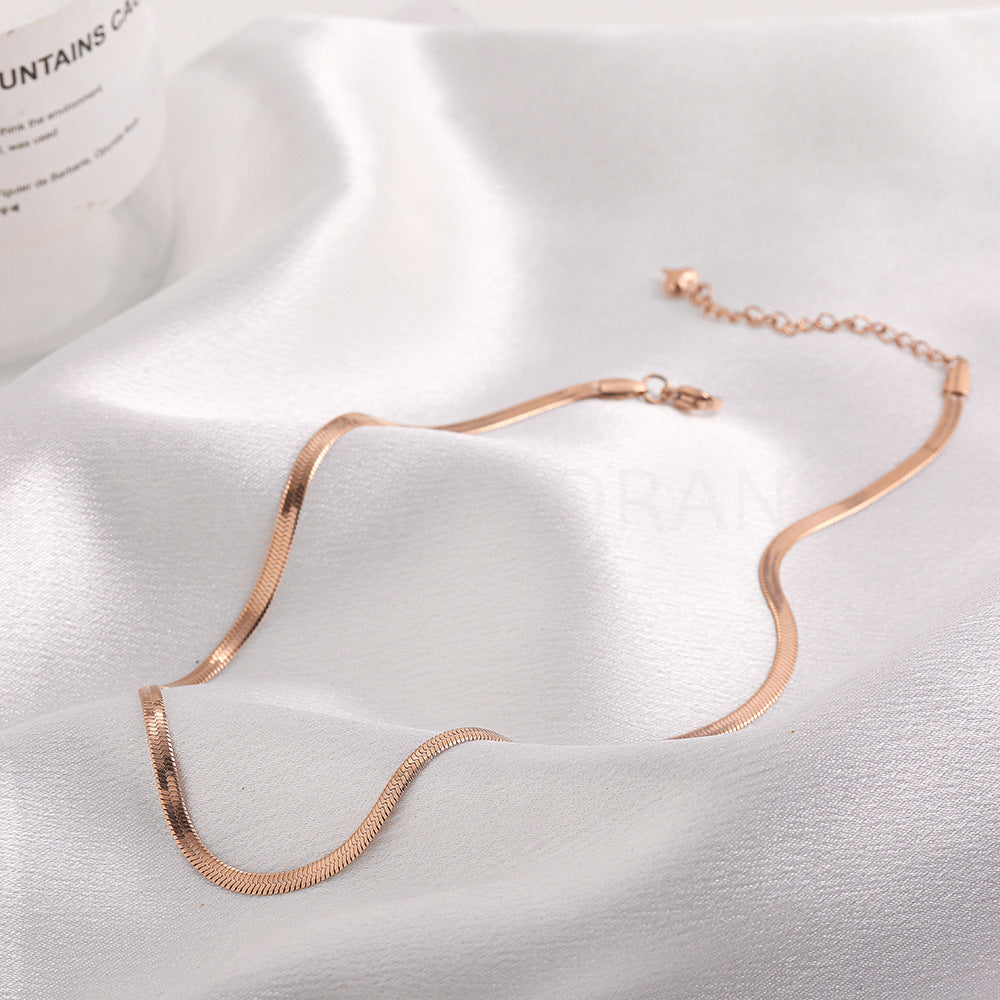 MINIMALIST NECKLACE