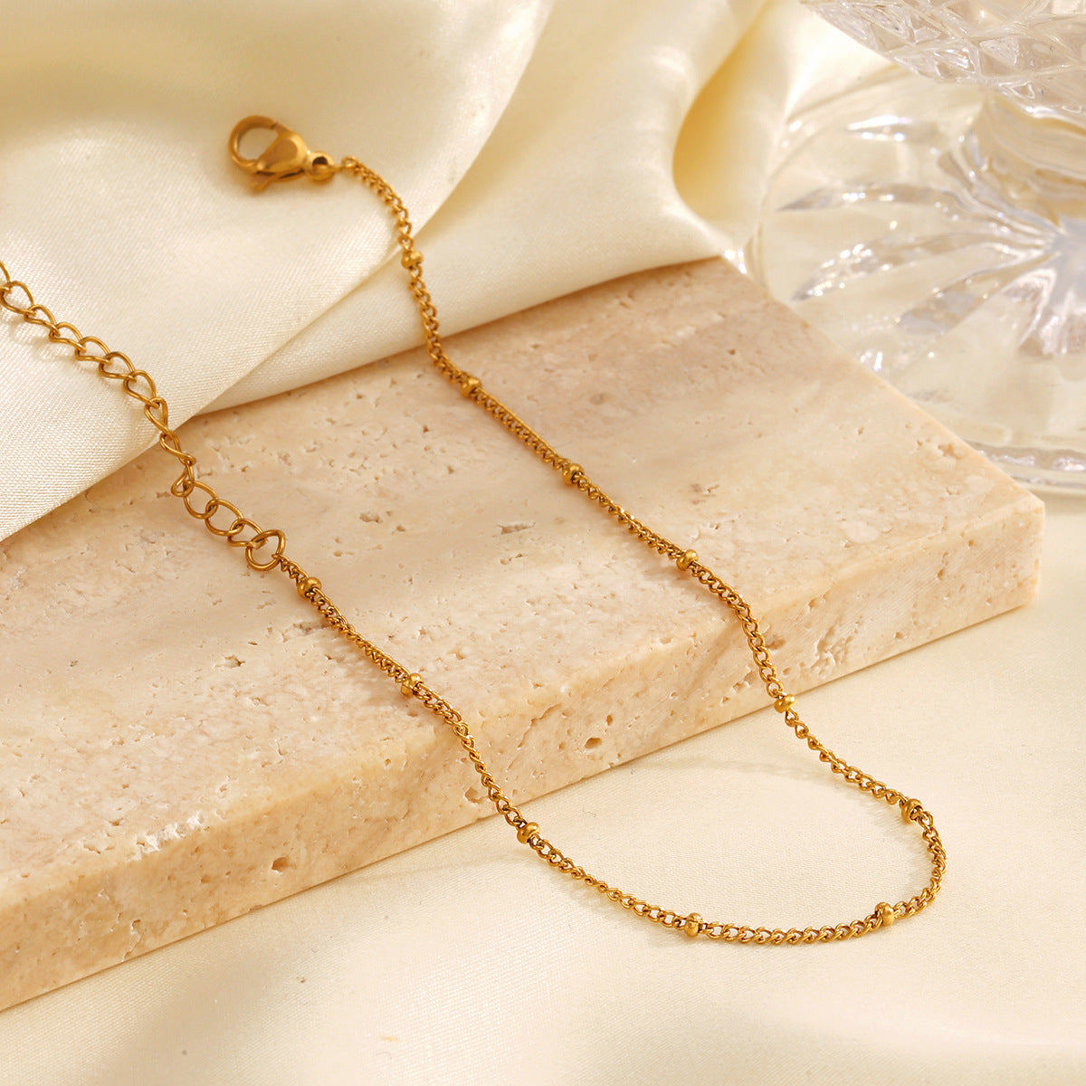 MINIMALLY DESIGNED ANKLE CHAIN