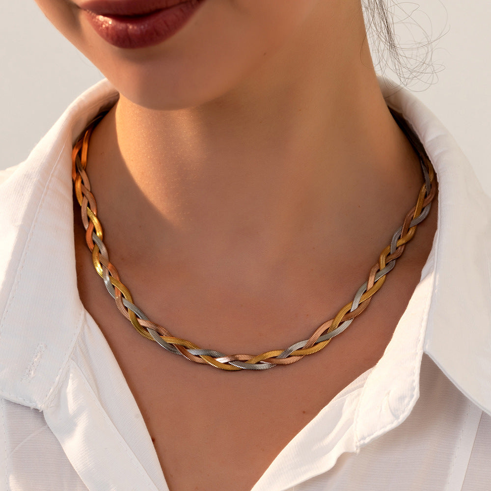 MULTICOLORED NECKLACE