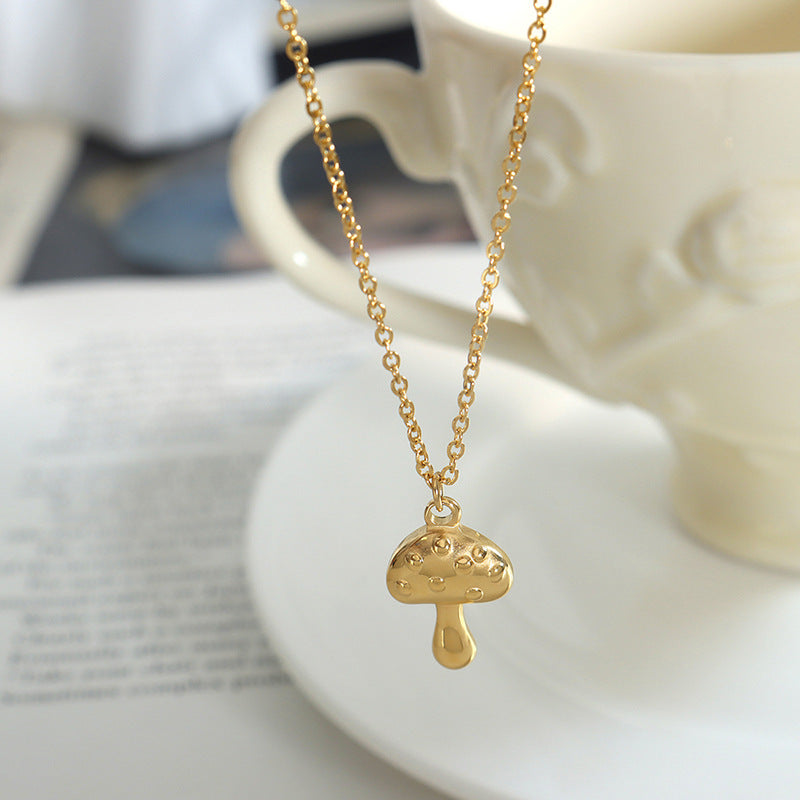 MUSHROOM PENDANT NECKLACE
