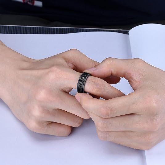 Men's embossed rotating chain ring