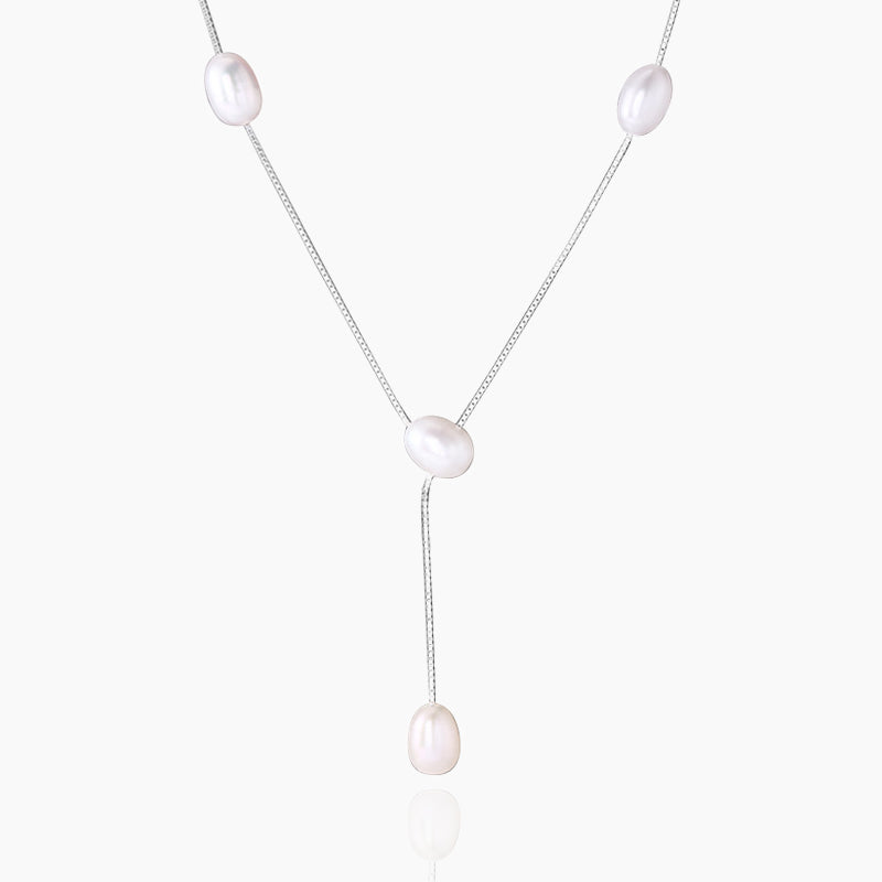 Natural pearl necklace