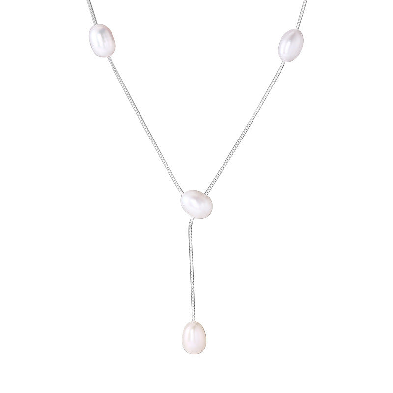 Natural pearl necklace
