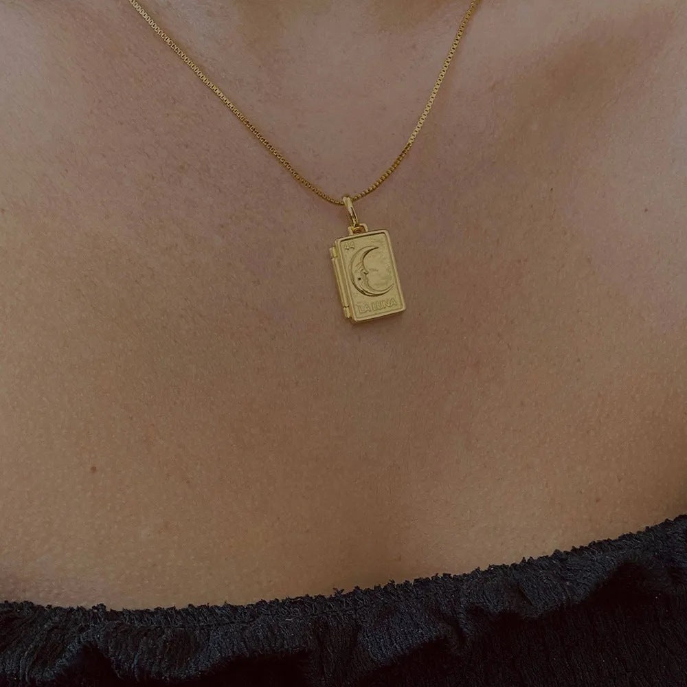 NEW MOON LOVE RETRO PHOTO FRAME NECKLACES