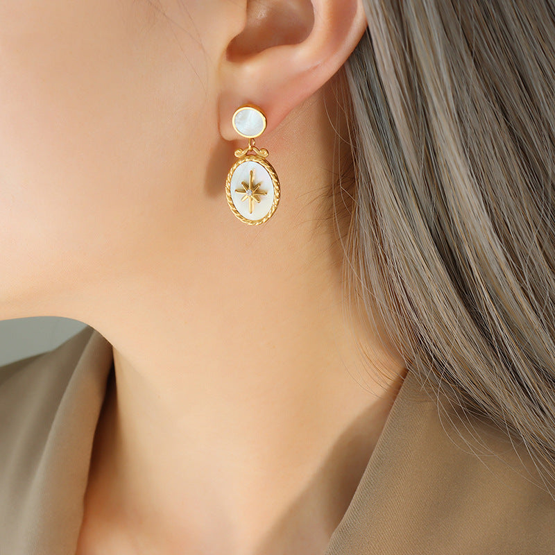 OCTAGONAL STAR WHITE SEA SHELL PENDANT NECKLACE