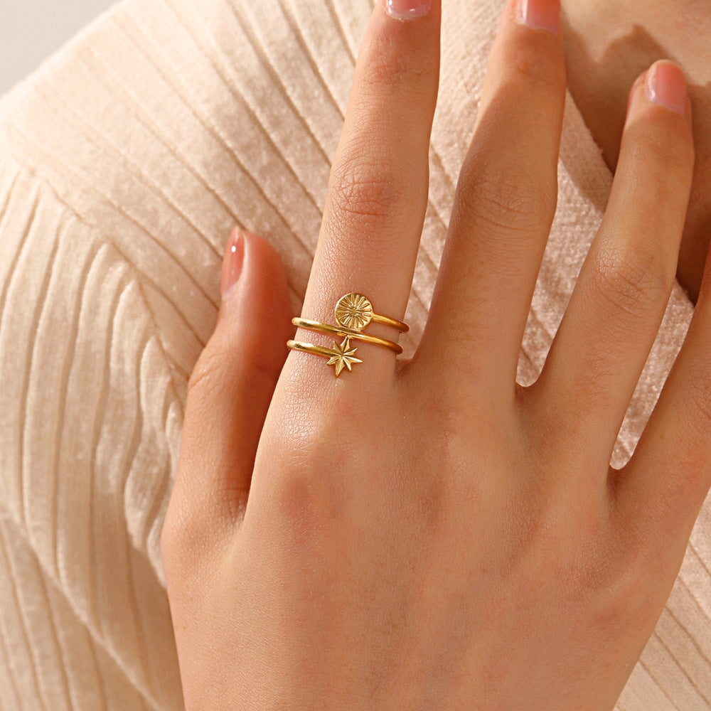 OCTAGONAL STAR RING