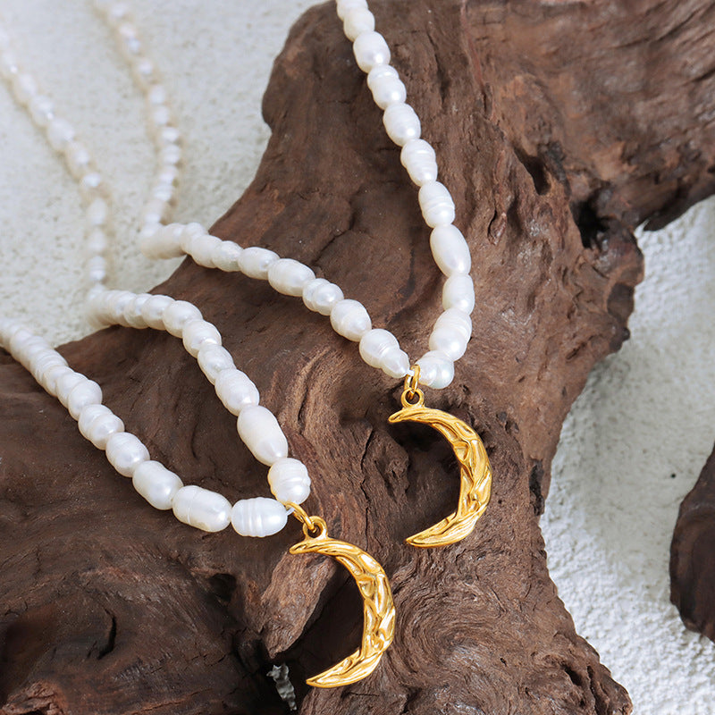 PEARL CRESCENT PENDANT NECKLACE