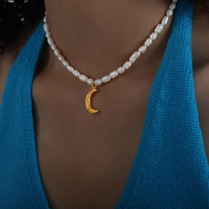 PEARL CRESCENT PENDANT NECKLACE