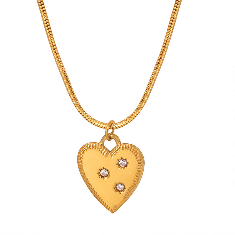 PENDANT LOVE NECKLACE