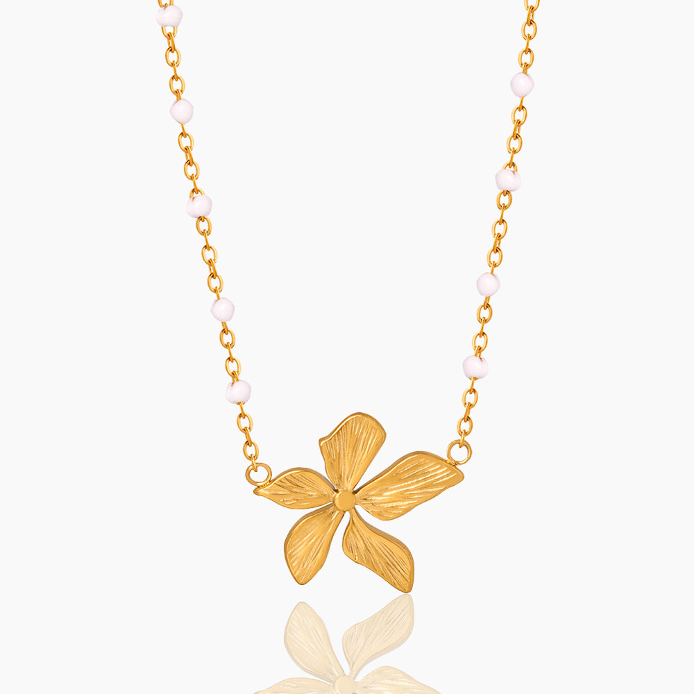PETAL PENDANT NECKLACE