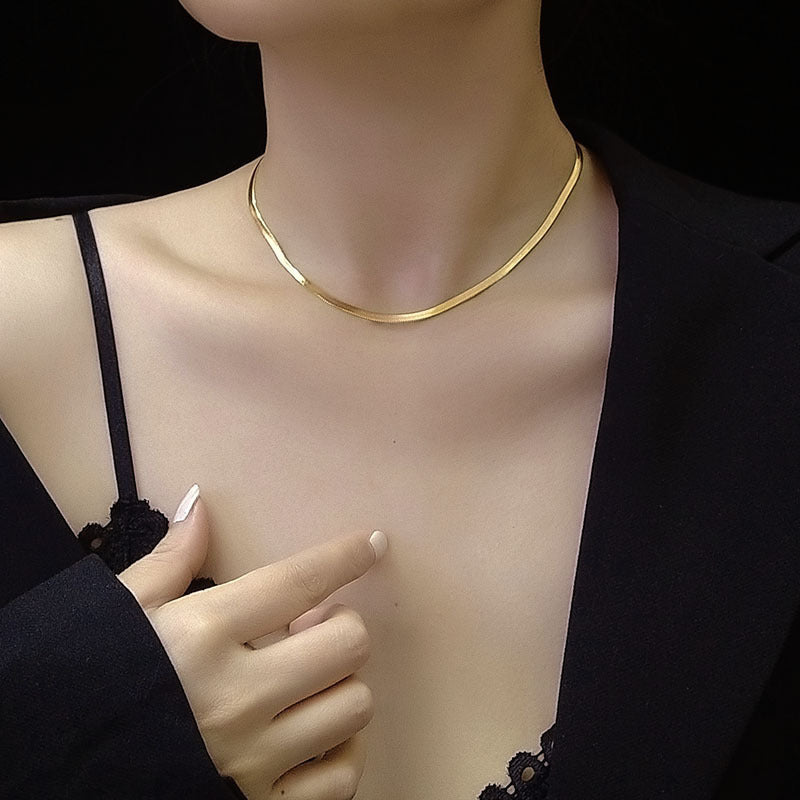 PLAIN CHAIN COLLARBONE NECKLACE