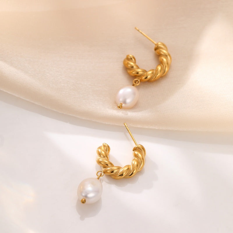 Pearl light luxury niche ins earrings
