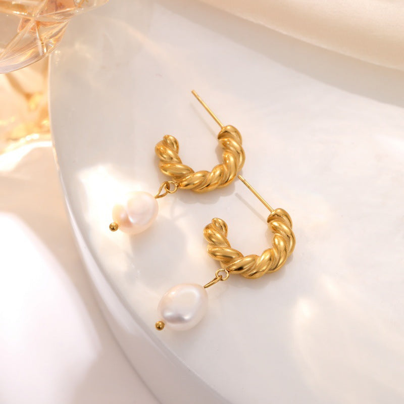 Pearl light luxury niche ins earrings