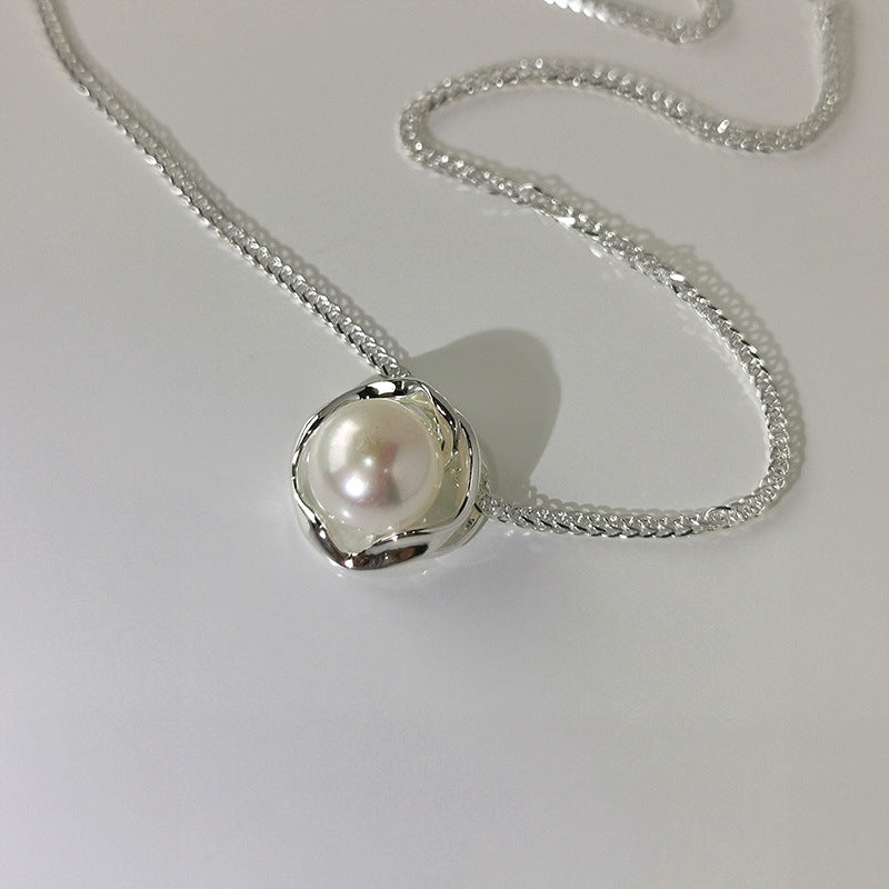 Premium and Light Luxury Pearl Necklace