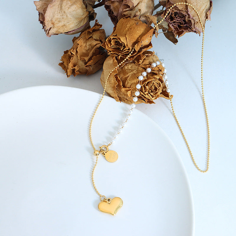 RETRO LOVE PENDANT NECKLACE