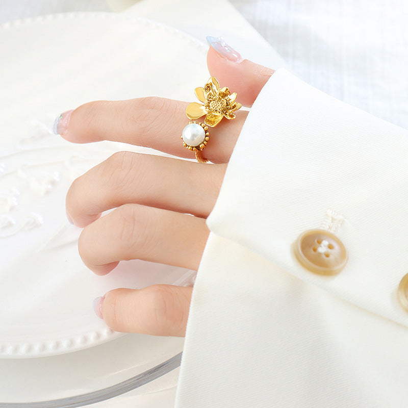 ROMANTIC FLOWER IMITATION PEARL RING