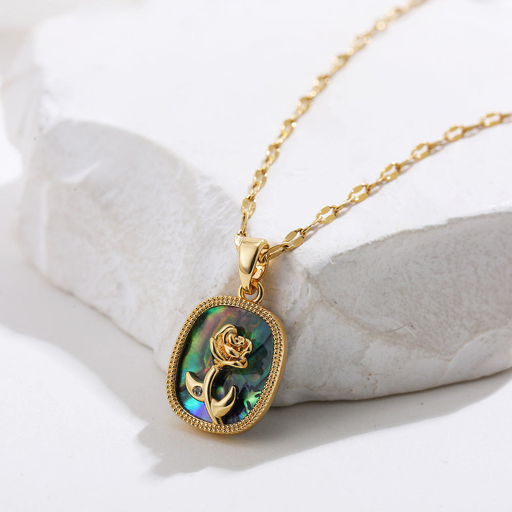 ROSE UNICORN NECKLACE