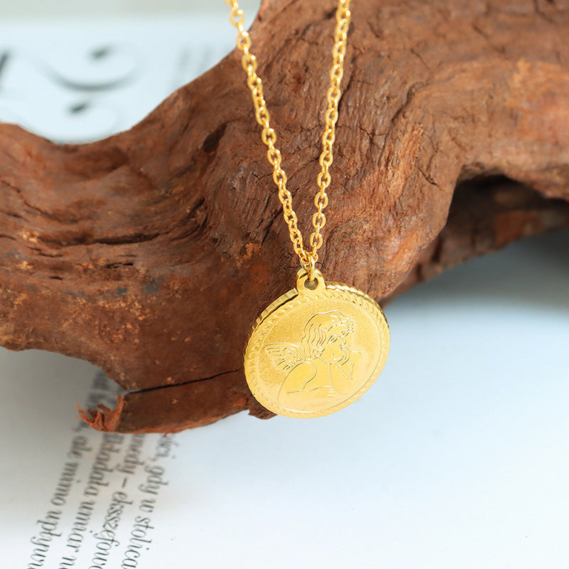 ROUND PENDANT NECKLACE