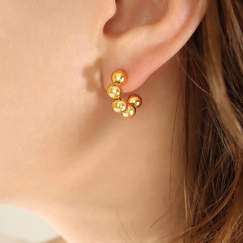 ROUND BEAD C-SHAPED EARRINGS