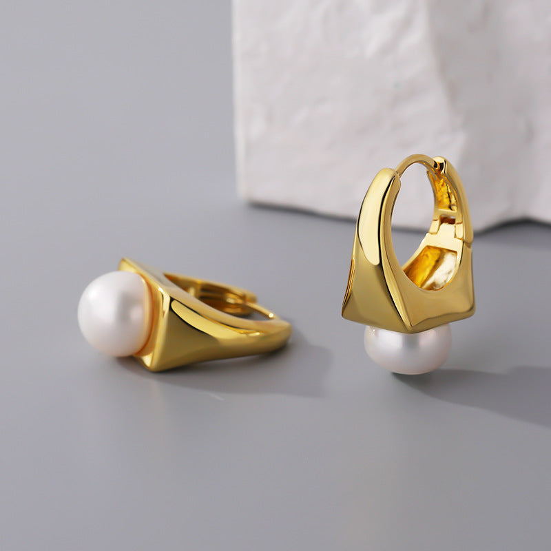 Retro geometric pearl earrings