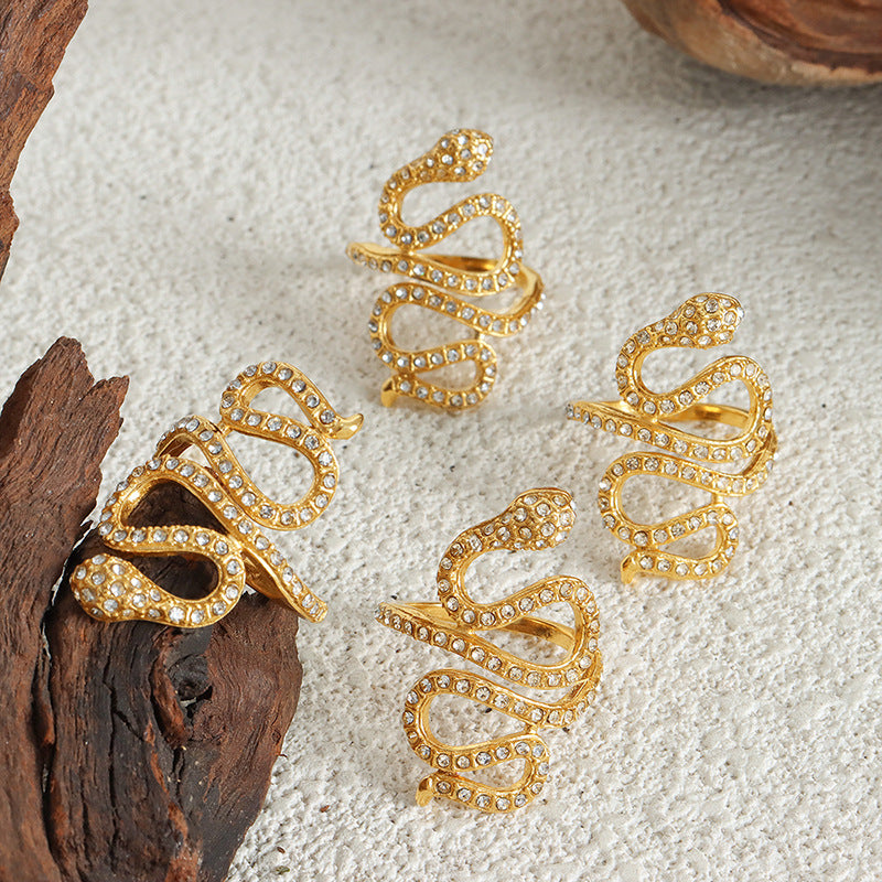 SERPENTINE WINDING RING