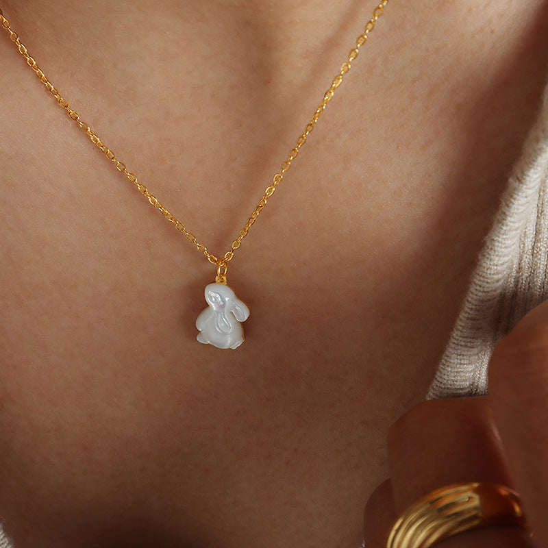 SHELL RABBIT NECKLACE
