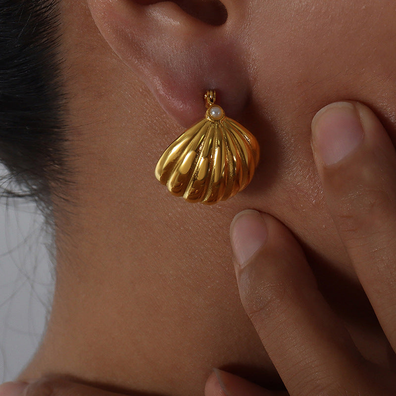 SHELL SHAPED IMITATION PEARL EARRINGS