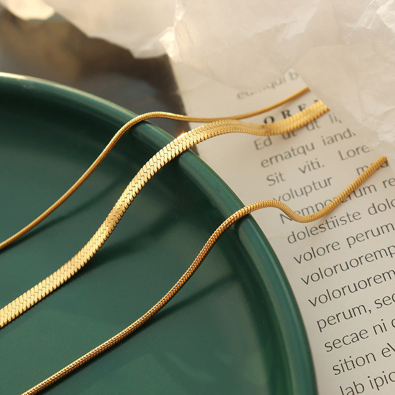 SIMPLE THREE-LAYER NECKLACE