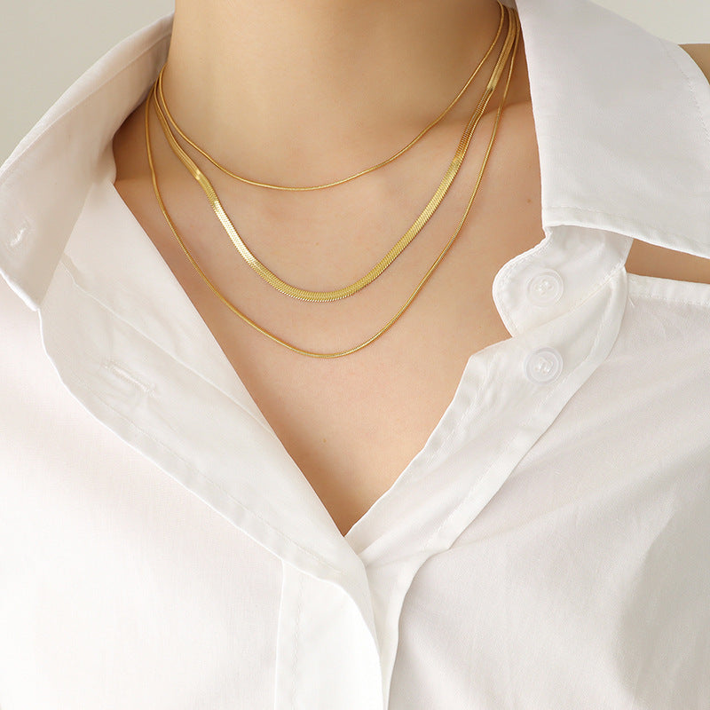 SIMPLE THREE-LAYER NECKLACE