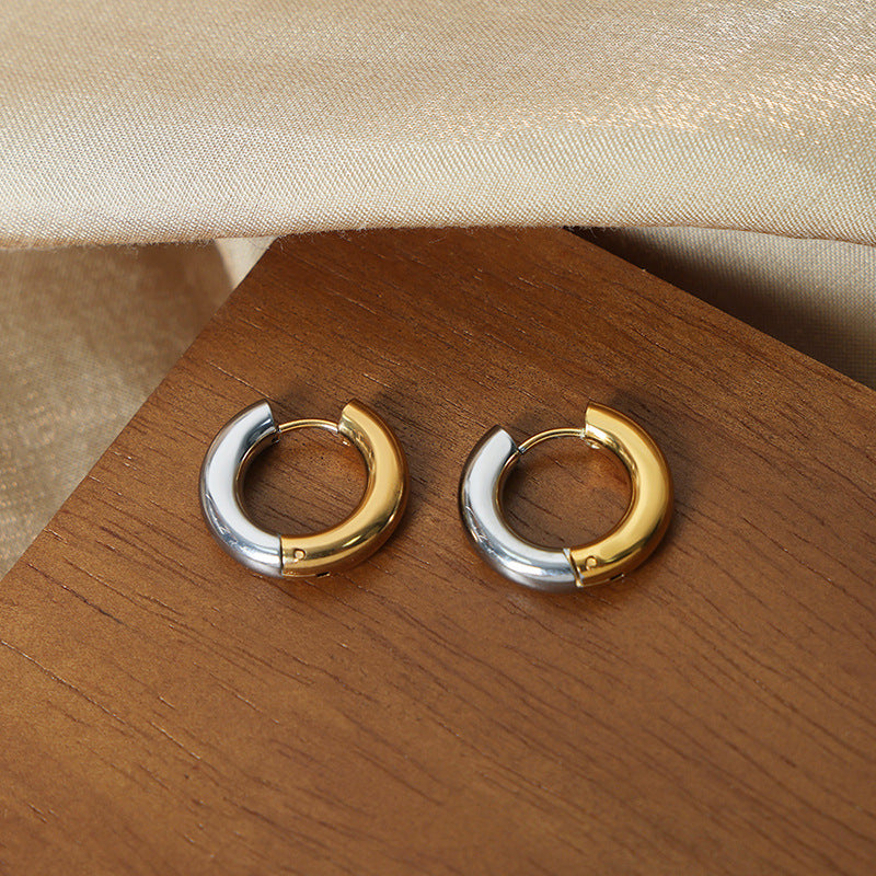 SMOOTH PLAIN RING EARRINGS