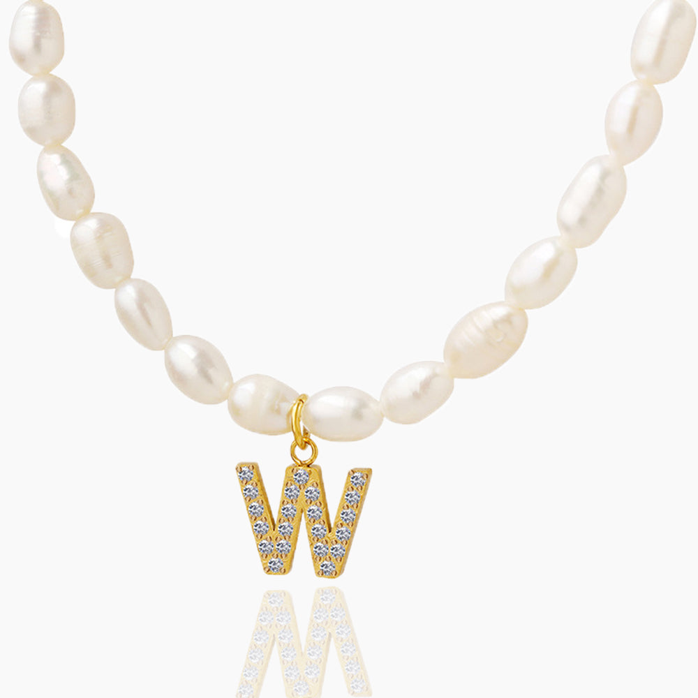 SPARKLING LETTER PENDANT PEARL NECKLACE