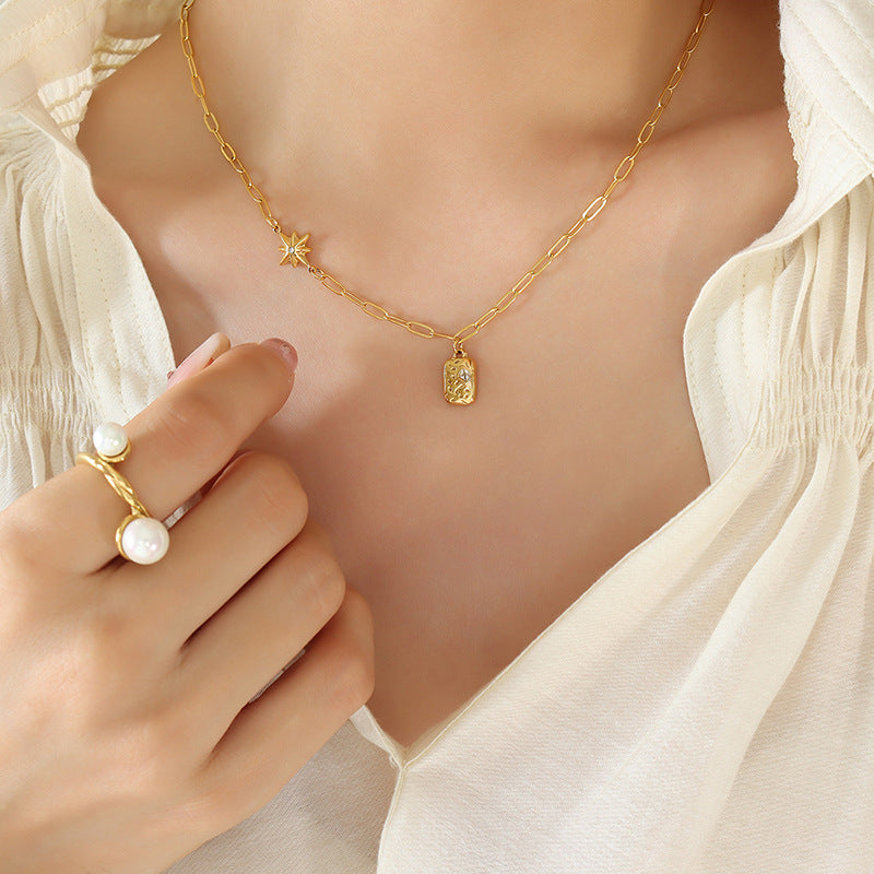 SPICY GIRL OCTAGONAL STAR NECKLACE