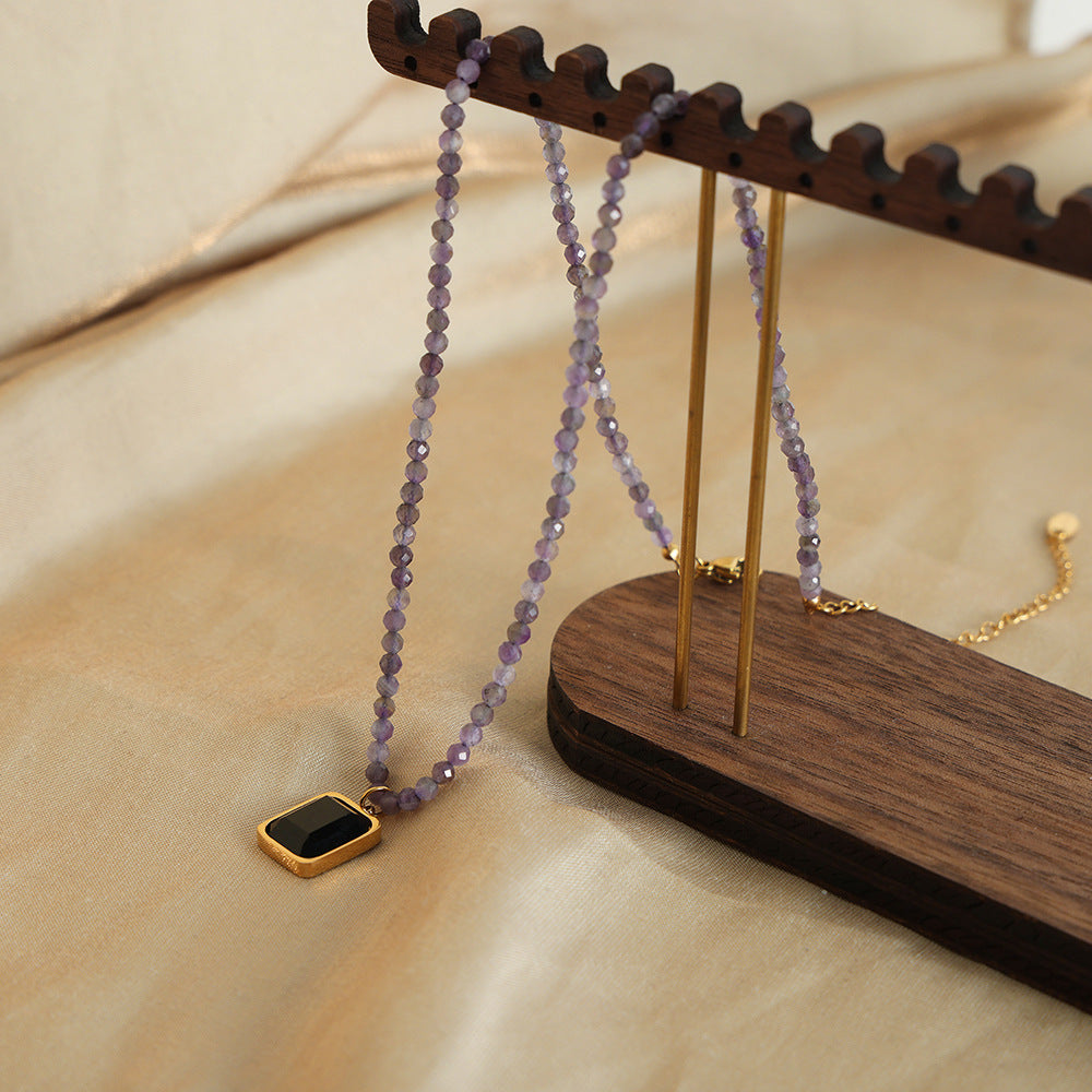 SQUARE PENDANT BEADED NECKLACE