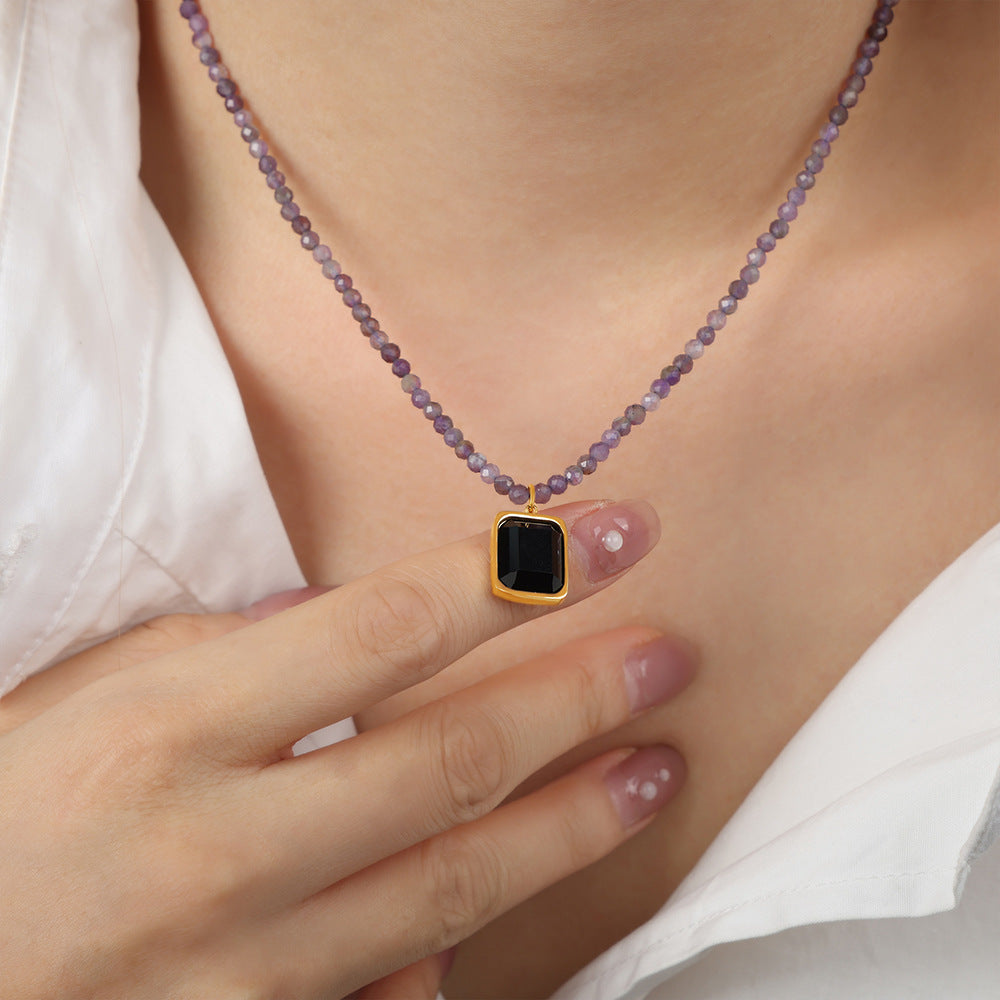 SQUARE PENDANT BEADED NECKLACE