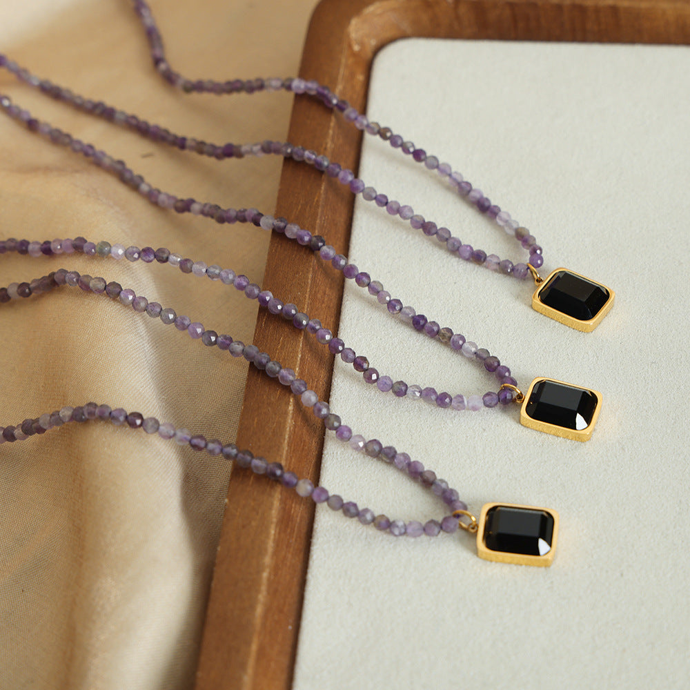 SQUARE PENDANT BEADED NECKLACE
