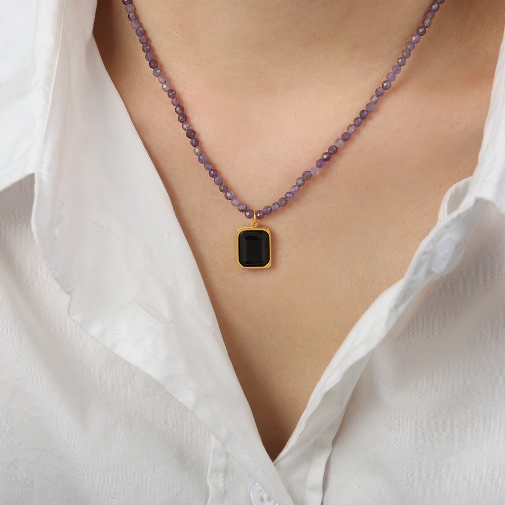 SQUARE PENDANT BEADED NECKLACE