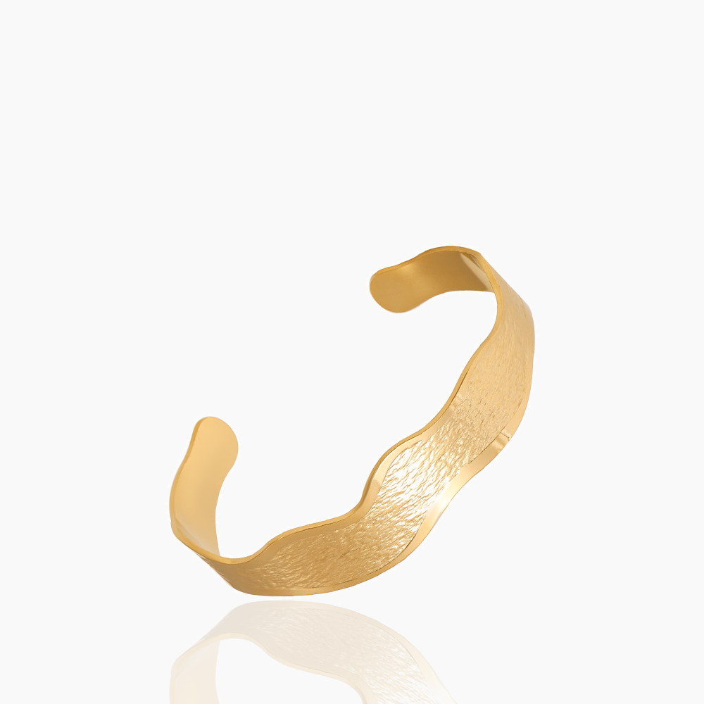 Simple wavy edge textured open bracelet