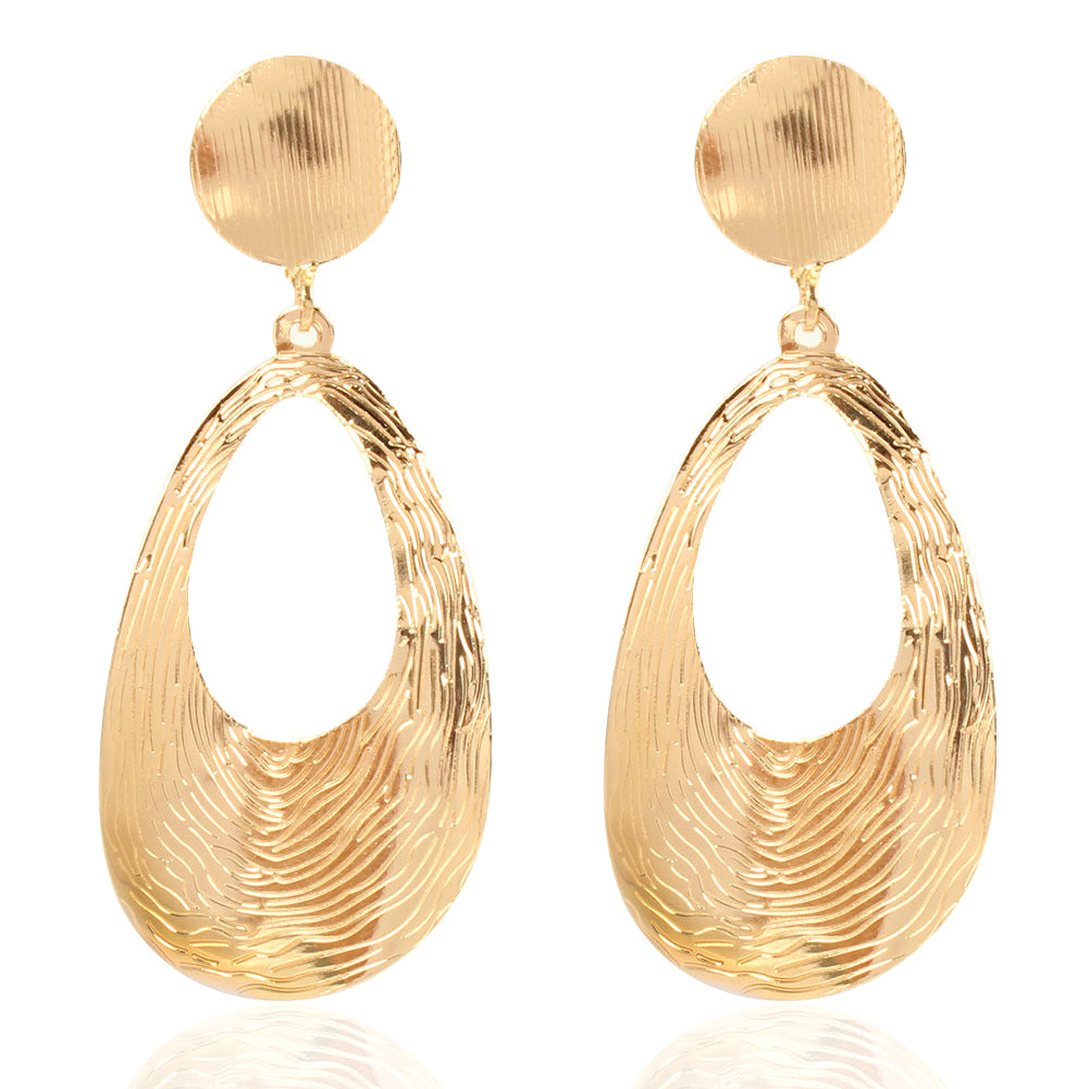 Simple and stylish geometric earrings with temperament