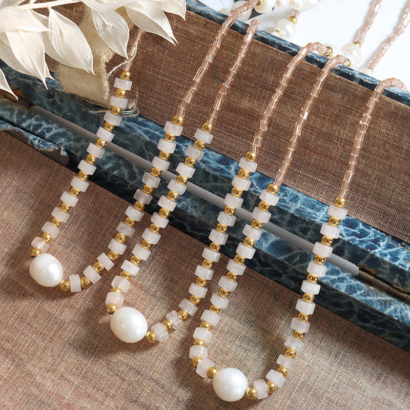 TEMPERAMENT PEARL NECKLACE