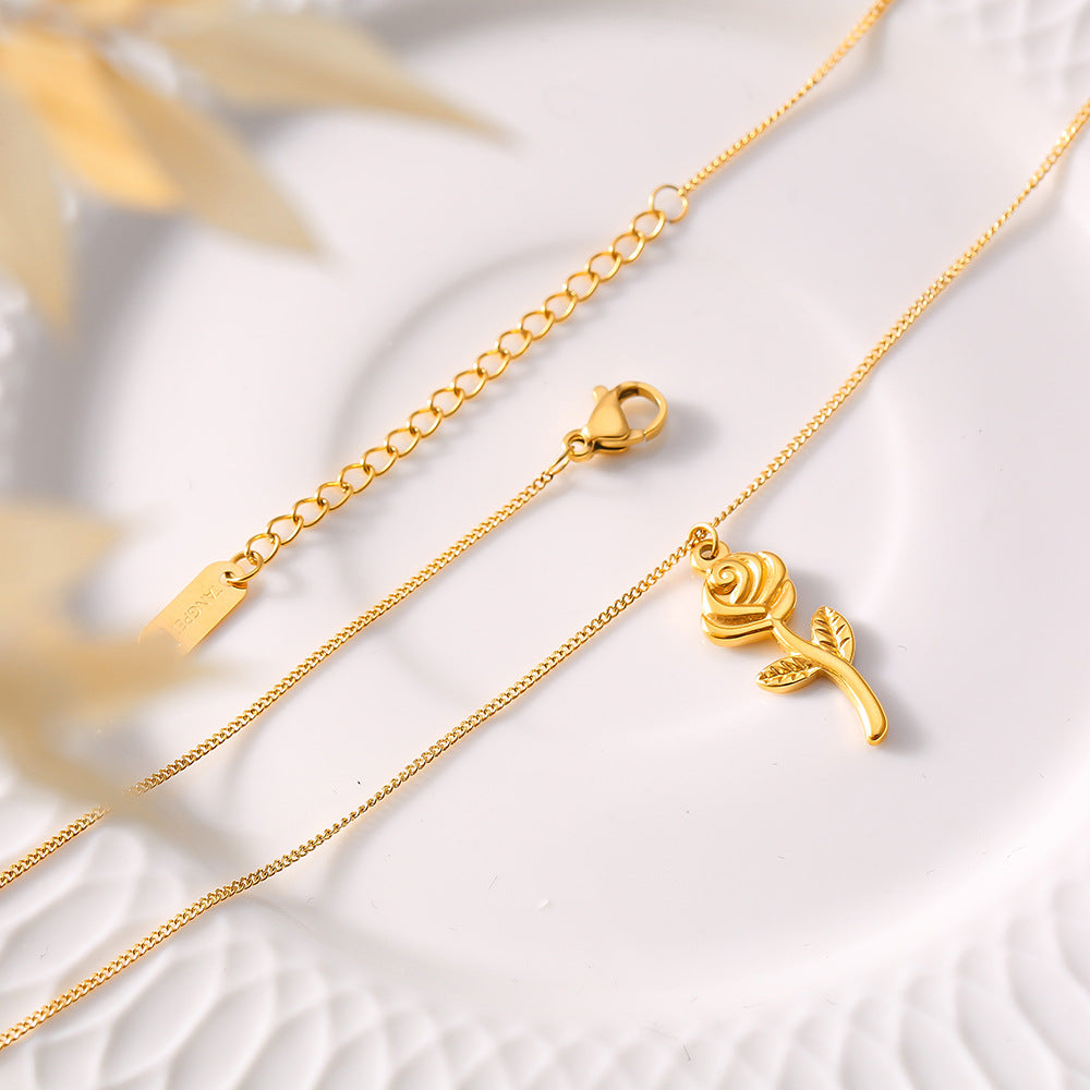 THE ENTIRE ROSE NECKLACE