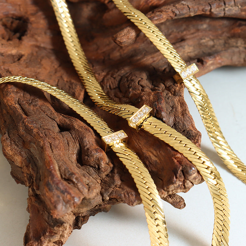 TRENDY STREET NECKLACE