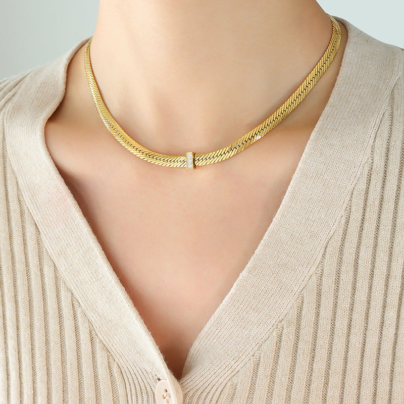 TRENDY STREET NECKLACE