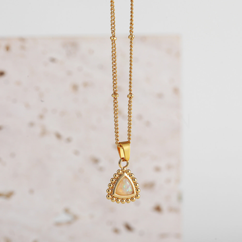 TRIANGLE DEVIL'S EYE NECKLACE