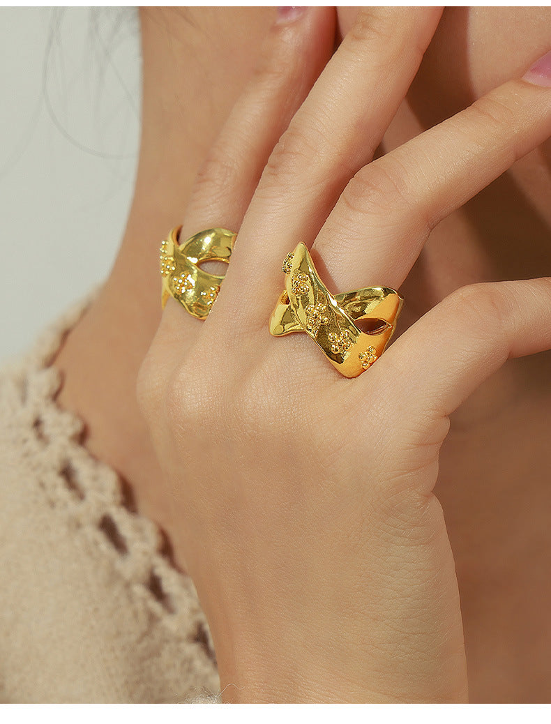 TWISTED PRINTED OPEN RING