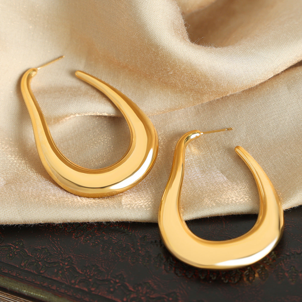 U-SHAPED HOLLOW EARRINGS