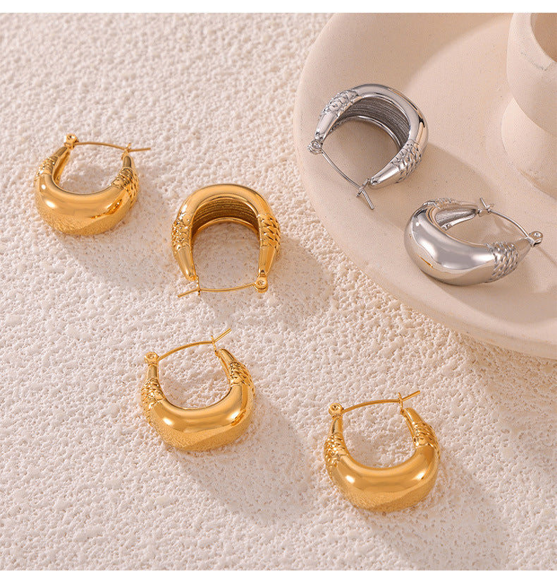 U-SHAPED TEXTURE EARRINGS