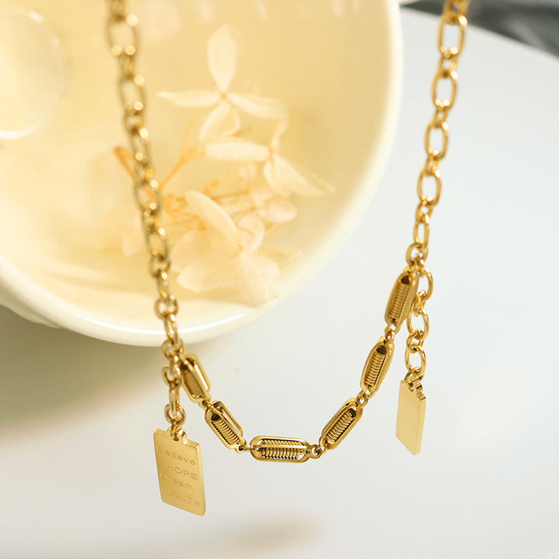 UNIQUE SQUARE PENDANT NECKLACE