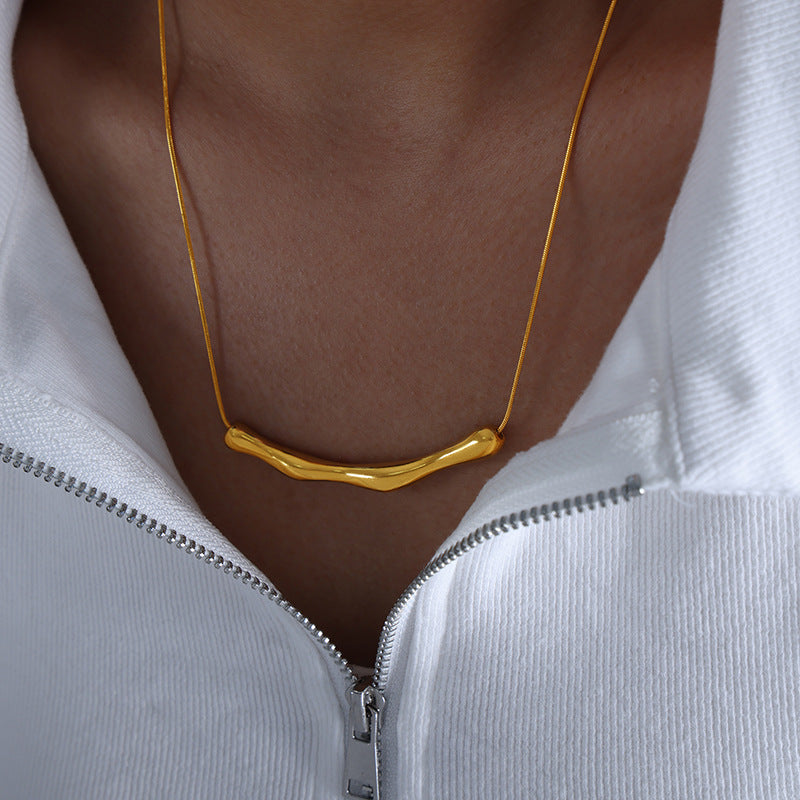 VERSATILE NECKLACE