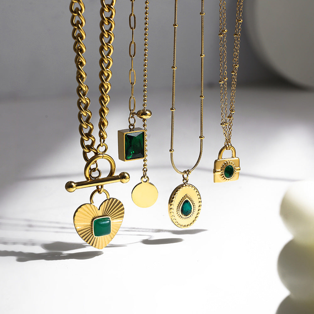 VINTAGE EMERALD LOCK NECKLACE