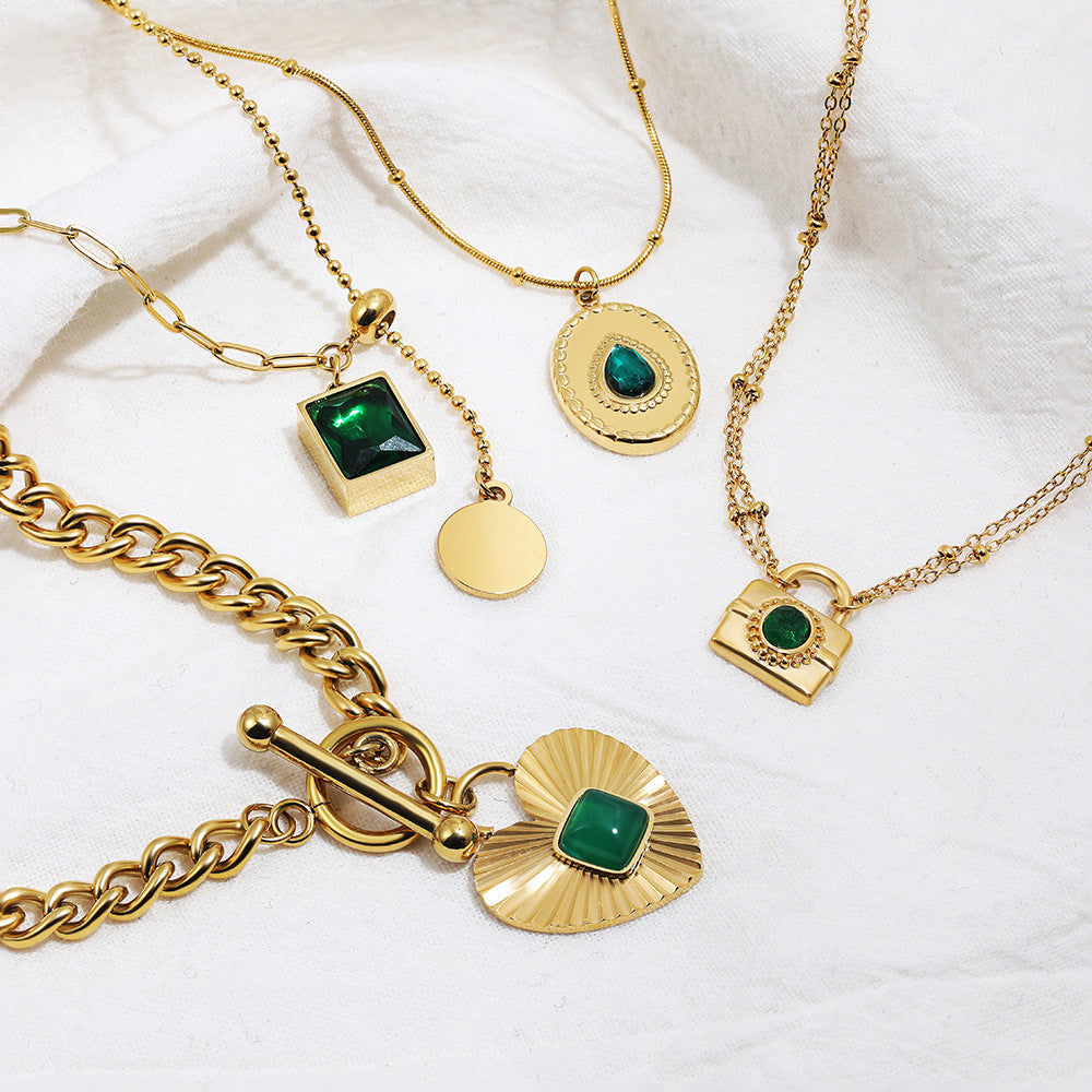 VINTAGE EMERALD LOCK NECKLACE